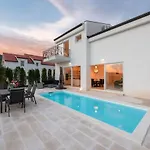 Luxury With A Swimming Pool Hvar - 15992 Villa *